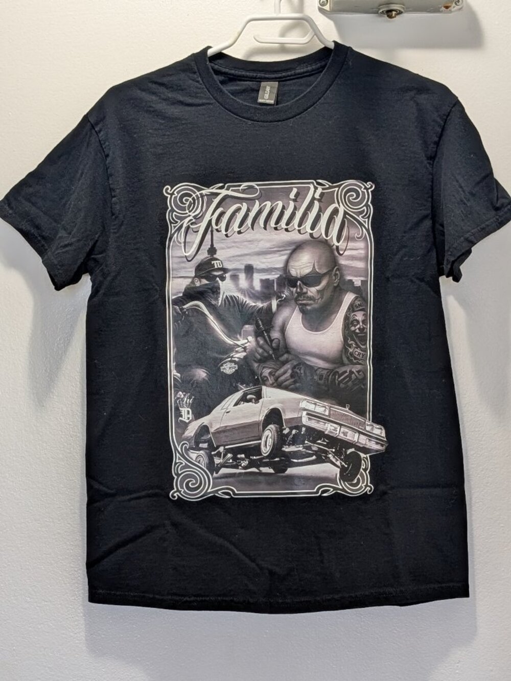 Gildan Black Cotton David Gonzales Art Graphic T-Shirt - Size M
